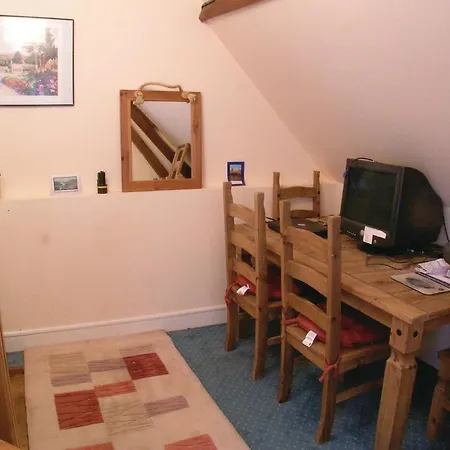 2 Bedroom Beautiful In Ferienhaus Embry